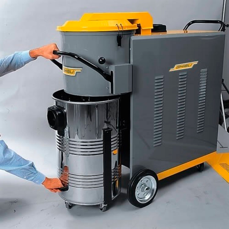 Промышленный пылесос Ghibli&Wirbel AZ 35 380V